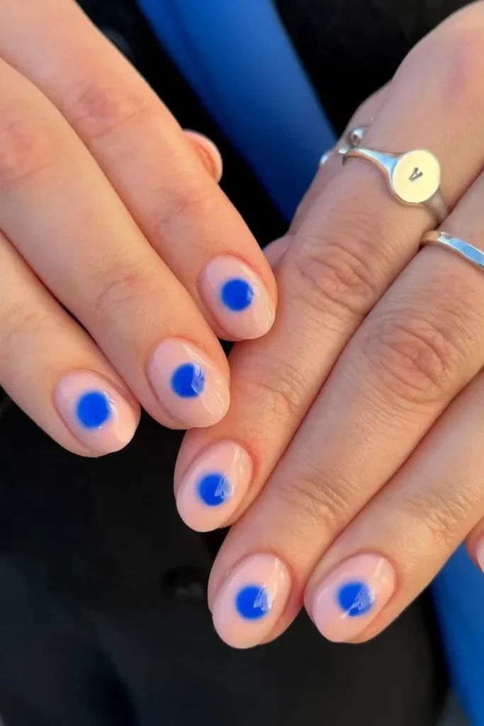 Neon Brights – Eye-Catching Colors That Pop