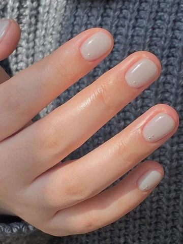Short and Sweet – Naturally Polished Look